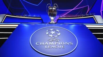 النجم الهولندي ويسلي شنايدر : دوري أبطال أوروبا كان الأهم بالنسبة لي من الكرة الذهبية 31/05/2026 05:00 ص أكد النجم الهولندي السابق ويسلي شنايدر أن التتويج بلقب دوري أبطال أوروبا كان الإنجاز الأهم في مسيرته الكروية، مشيرًا إلى أنه لم يشعر بالظلم رغم خسارته