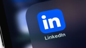 تريد LinkedIn مساعدة أعمالك الصغيرة والمتوسطة الحجم على النمو من خلال مساعدتك على مشاركة قصتك وحتى تقديم النصائح للشركات الناشئة الأخرى