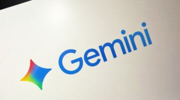تضيف Google ميزة الإملاء إلى Gboard مع Gemini، وهو ما قد يكون خبرًا سيئًا للشركات الناشئة في مجال الإملاء
