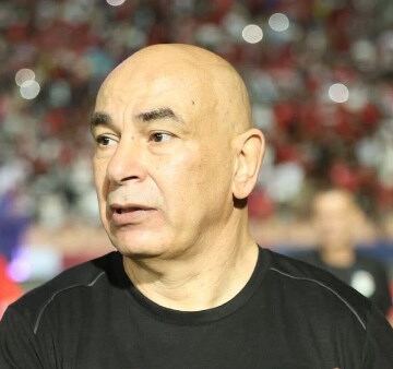 تعرف على أرقام حسام حسن مع منتخب مصر
                                                
                                                
                                                    29/05/2026 03:43 م
                                                
                                                
                                                    كشف الإعلامي هشام حنفي عن أرقام حسام حسن مع منتخب مصر وذلك عبر حسابه الشخصي بموقع التواصل الاجتماعي فيسبوك.