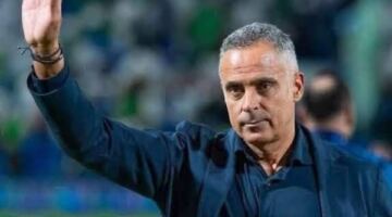 جوميز يشترط ضم ماييلي وإمام عاشور ومروان عطية لتجديد عقده مع الفتح
                                                
                                                
                                                    26/05/2026 12:25 م
                                                
                                                
                                                    بدأ البرتغالي جوزيه جوميز وضع ملامح مشروعه الجديد مع الفتح السعودي، بعدما ربط استمراره مع الفريق بعدة مطالب فنية وإدارية
