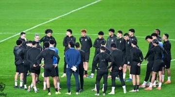 حافلة الزمالك تصل استاد القاهرة لمواجهة سيراميكا