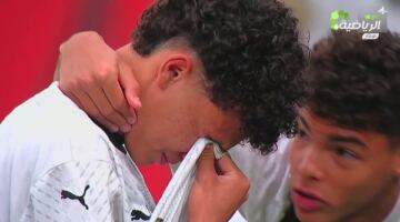 حسرة وبكاء لاعبي منتخب مصر بعد خسارة المنافسة على أمم أفريقيا للناشئين
                                                
                                                
                                                    28/05/2026 09:29 م
                                                
                                                
                                                    حقق منتخب تنزانيا الفوز على مصر بركلات الترجيح في المباراة التي أقيمت ضمن منافسات دور نصف نهائي بطولة أمم أفريقيا للناشئين.