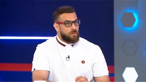 دويدار: حسام حسن غير مقتنع بمصطفى محمد.. واستبعاده فني وليس بسبب الزمالك
                                                
                                                
                                                    29/05/2026 09:00 ص
                                                
                                                
                                                    علق أحمد دويدار، لاعب الزمالك السابق على استبعاد حسام حسن المدير الفني للمنتخب