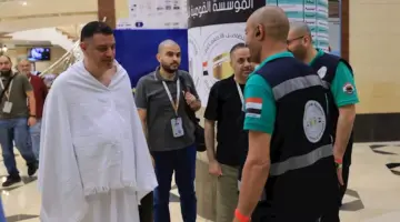 رئيس البعثة الرسمية لحج الجمعيات يصل مكة ويطمئن على الحجاج