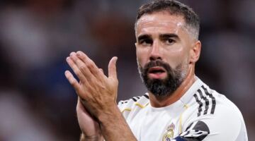 رسميا.. ريال مدريد يعلن رحيل كارفخال بنهاية الموسم
                                                
                                                
                                                    18/05/2026 02:46 م
                                                
                                                
                                                    أعلن ريال مدريد بشكل رسمي نهاية مشوار قائده داني كارفخال مع الفريق عقب ختام الموسم الحالي، ليُسدل الستار على واحدة من أنجح المسيرات