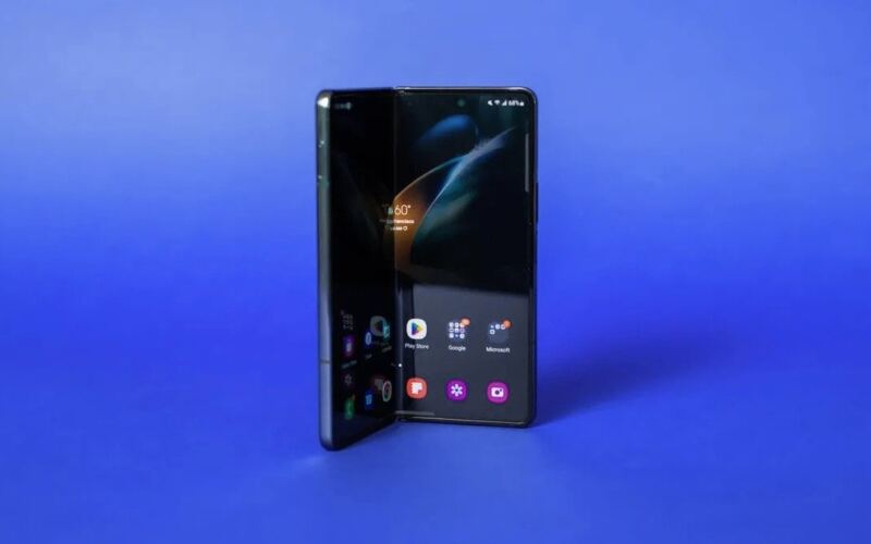 سامسونج تطلق التحديث المستقر One UI 8.5 لهاتفي Galaxy Z Fold 5 و Flip 5