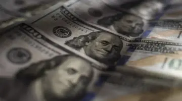 سعر الدولار مقابل الجنيه اليوم الجمعة 1 مايو 2026.. بكام في البنك الأهلي؟