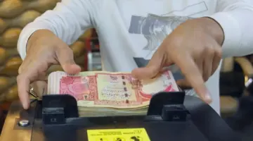 سعر 100 دولار في العراق اليوم الثلاثاء 5/5/2026.. تحركات السوق السوداء