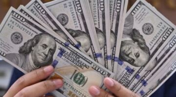 سعر الدولار اليوم مقابل الجنيه المصري في ثاني أيام العيد.. العملة الخضراء وصلت كام بعد التراجع الكبير؟