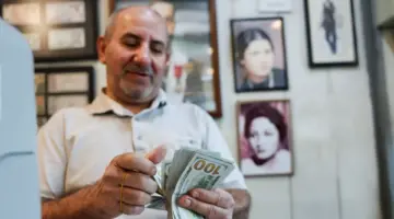سعر الدولار مقابل الدينار العراقي اليوم الخميس 14/5/2026.. ماذا حدث في العاصمة بغداد؟