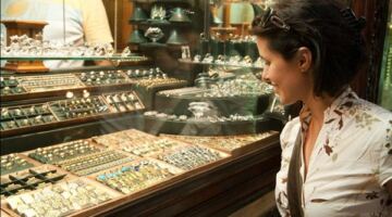 سعر الذهب اليوم.. عيار 21 والجنيه الذهب بكام في ثالث أيام العيد؟