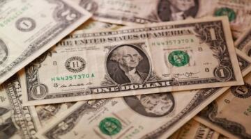 سعر صرف الدولار الأمريكي اليوم (26 مايو): انخفض الدولار الأمريكي بشكل طفيف.