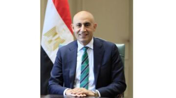 “عبد اللطيف” يتوجه إلى المملكة المتحدة للمشاركة في المنتدى العالمي للتعليم بلندن