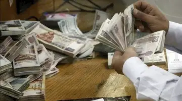 عجز موازنة مصر يتقلص إلى 5.3% خلال أول 10 أشهر من العام المالي الجاري