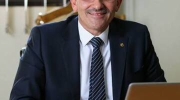 علاء فكري: ارتفاع الخامات والتوترات العالمية يصعّبان تنفيذ وحدات سكن لكل المصريين بأسعار ثابتة.. والتكلفة الفعلية للوحدة تتخطي 2 مليون جنيه