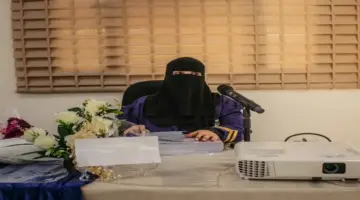 فخر عدن: الباحثة سحر شفيق تحقق إنجازاً علمياً تاريخياً بتفوق! يحصل على الدكتوراه بامتياز مع مرتبة الشرف من جامعة عدن