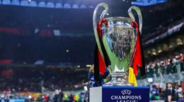 فرج عامر عن نهائي دوري أبطال أوروبا: مباراة تكتيكية وصراع ديوك بين أرسنال وباريس سان جيرمان
                                                
                                                
                                                    30/05/2026 10:22 م
                                                
                                                
                                                    علق فرج عامر على نهائي بطولة دوري أبطال أوروبا، مؤكدًا أن المباراة اتسمت بالصراع التكتيكي الكبير بين الفريقين.