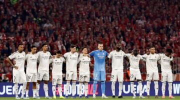 قائمة ريال مدريد لمواجهة اوفييدو في الدوري الإسباني
                                                
                                                
                                                    14/05/2026 04:22 م
                                                
                                                
                                                    يستضيف ريال مدريد نظيره ريال أوفييدو، مساء اليوم الخميس، لحساب الجولة 36 من الدوري الإسباني.