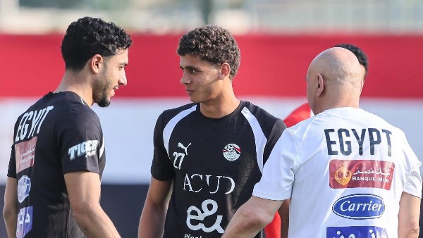 قبل السفر لأمريكا.. إجراء جديد من حسام حسن في منتخب مصر
                                                
                                                
                                                    30/05/2026 10:58 ص
                                                
                                                
                                                    قرر الجهاز الفني لمنتخب مصر الوطني بقيادة حسام حسن دخول لاعبي الفراعنة الكبار فى معسكر تدريبي قبل السفر