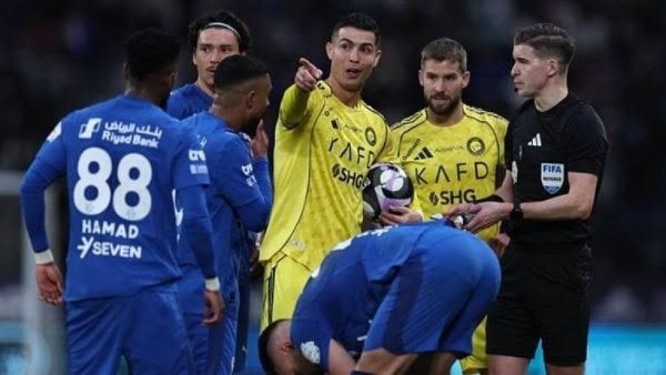 قبل لقاء الهلال.. أول لقب يغازل كريستيانو رونالدو في السعودية
                                                
                                                
                                                    12/05/2026 11:48 ص
                                                
                                                
                                                    يستعد كريستيانو رونالدو أسطورة كرة القدم ونادي النصر السعودي لتحقيق أول ألقابه داخل المملكة العربية السعودية وذلك حينما يستضيف الغريم التقليدي الهلال ضمن منافسات بطولة دوري روشن.