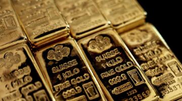 كم تراجع سعر الذهب في السعودية بداية تعاملات يوم الخميس 14 مايو 2026.