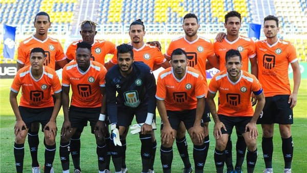مجموعة الهبوط.. تشكيل البنك الأهلي لمواجهة فاركو في الدوري
                                                
                                                
                                                    22/05/2026 07:24 م
                                                
                                                
                                                    أعلن أيمن الرمادي المدير الفني لفريق الكرة الأول بنادي البنك الأهلي تشكيل فريقه لمواجهة