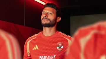 مدرب الأهلي يستقر على الدفع بـ الشناوي أمام المصري بالدوري
                                                
                                                
                                                    14/05/2026 04:13 م
                                                
                                                
                                                    استقر الجهاز الفني للنادي الأهلي بقيادة ييس توروب المدير الفني للفريق للدفع بـ محمد الشناوي في حراسة مرمى الفريق أمام المصري البورسعيدي بالدوري المصري.