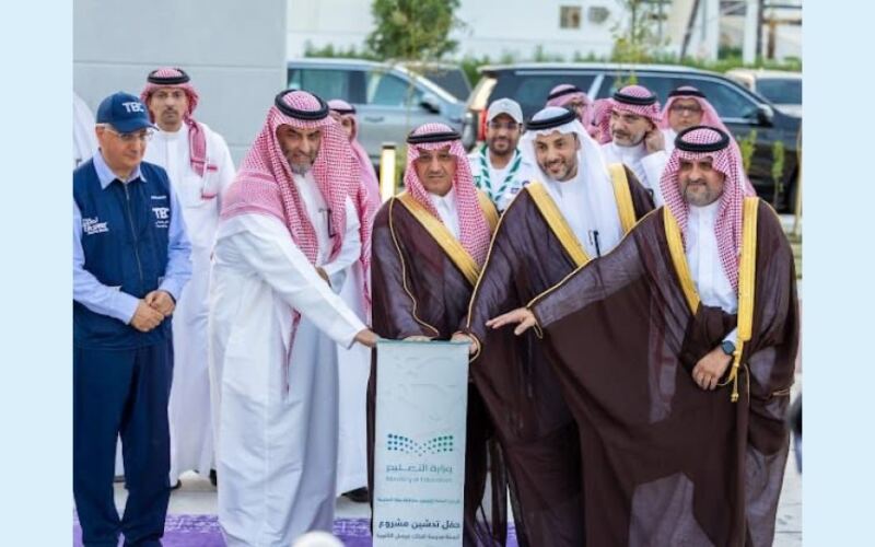 معالي وزير التعليم يدشن مبادرة أنسنة المدارس بتعليم مكة المكرمة 