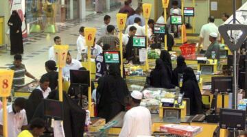 معاملات نقاط البيع في السعودية تتجاوز 13.7 مليار ريال رغم تراجع الإنفاق الأسبوعي