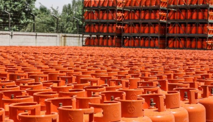 مفاجأة جديدة في أسعار الغاز بالسعودية.. تحديث رسمي يكشف سعر الأسطونة