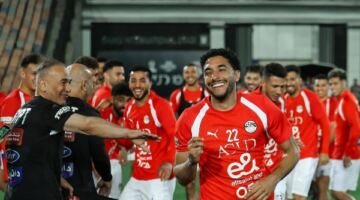 ممر شرفي في تدريب المنتخب الوطني احتفالاً بمرموش واللاعبين الجدد                                                                                                                                                    27/05/2026 10:40 م                                                                                                                                                    ممر شرفي في تدريب المنتخب الوطني احتفالاً بمرموش واللاعبين الجدد