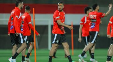 منتخب مصر يواصل استعداداته لودية روسيا بمشاركة ربيعة
                                                
                                                
                                                    23/05/2026 11:06 م
                                                
                                                
                                                    واصل منتخب مصر الأول لكرة القدم، تدريباته، بمركز المنتخبات الوطنية، بقيادة التوأم حسام
