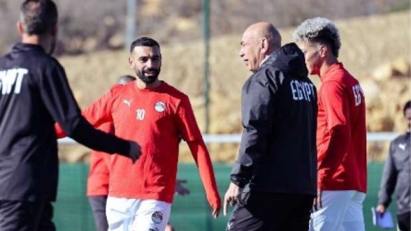 موعد وصول طبيب ليفربول لـ الإنضمام لمنتخب مصر قبل المونديال
                                                
                                                
                                                    26/05/2026 01:33 م
                                                
                                                
                                                    يصل الألمانى كريستوفر روربيك إلى القاهرة في قادم الساعات تمهيدا