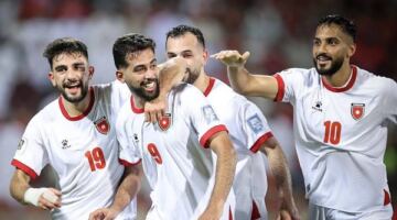 مونديال المفاجآت.. 4 منتخبات تكتب التاريخ لأول مرة في كأس العالم 2026 28/05/2026 02:17 م في كل نسخة من كأس العالم تظهر حكايات جديدة تتجاوز حدود المنافسة داخل الملعب لكن مونديال 2026 يبدو مختلفا منذ البداية بعدما فتحت زيادة عدد المنتخبات المشاركة