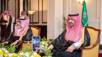 نائب أمير تبوك يكرّم الطلاب والطالبات الفائزين بجو…