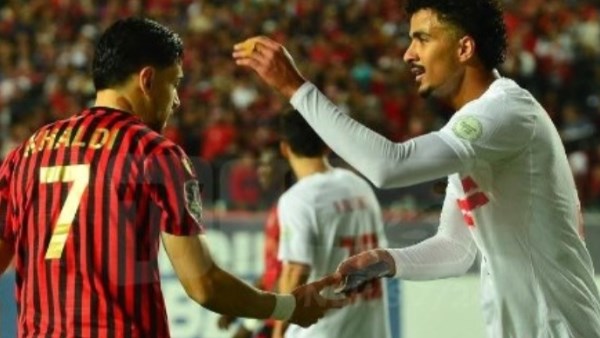 نهائي الكونفدرالية| الزمالك يتقدم واتحاد العاصمة يضغط.. ركلات الترجيح الأقرب للحسم
                                                
                                                
                                                    16/05/2026 10:58 م
                                                
                                                
                                                    مرت 80 دقيقة من مباراة  الزمالك واتحاد العاصمة الجزائري في اللقاء الذي يجمع بينهما ضمن منافسات إياب نهائي كأس الكونفدرالية الأفريقية، على ستاد القاهرة الدولي. ومازال الفارس الأبيض متقدما