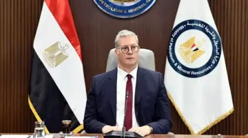 وزير البترول يتفقد انطلاق أعمال الحفر بحقل نرجس للغاز في البحر المتوسط