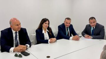 وزيرة الإسكان تبحث مع نظيرتها البحرينية تعزيز التعاون في مجالات التنمية العمرانية
