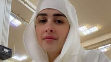 ياسمين عبد العزيز تؤدى مناسك الحج.. صورة