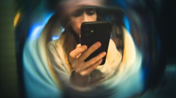 يضيف Android ميزة تمنعك من التمرير المميت