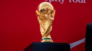 أزمات مبكرة تلاحق كأس العالم قبل انطلاقه
                                                
                                                
                                                    08/06/2026 08:04 م
                                                
                                                
                                                    شهدت الأيام الأخيرة سلسلة من الأزمات قبل انطلاق بطولة كأس العالم 2026 بالولايات المتحدة الأمريكية وكندا