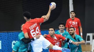 اتحاد اليد: توفير كل الدعم للمنتخب لتحقيق إنجاز في المونديال المقبل
                                                
                                                
                                                    11/06/2026 01:49 ص
                                                
                                                
                                                    أكد عمرو فتحي، عضو مجلس إدارة الاتحاد المصري لكرة اليد، أن قرعة بطولة العالم لكرة اليد للرجال 2027 وضعت منتخب مصر في مجموعة تحتاج إلى استعداد قوي وتركيز كبير، مشيرًا إلى أن طموحات المنتخب في البطولة ا