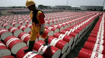 ارتفاع أسعار النفط اليوم الأربعاء بالتزامن مع شن أمريكا ضربات جديدة على