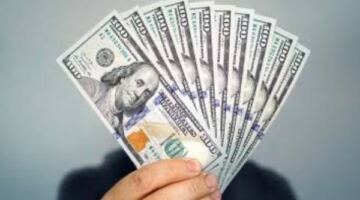 الأخضر بكام؟..سعر الدولار اليوم الثلاثاء في البنوك