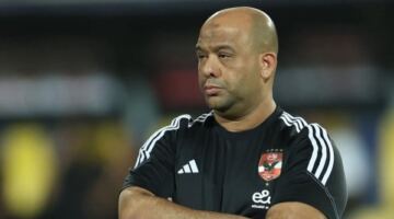 الأهلي يوجه الشكر لوليد صلاح الدين ووائل جمعة يقترب من منصب مدير الكرة
                                                
                                                
                                                    02/06/2026 03:25 ص
                                                
                                                
                                                    كشف الإعلامي محمد طارق أضا، أن إدارة النادي الأهلي استقرت على توجيه الشكر إلى وليد صلاح الدين، ليرحل عن منصبه كمدير للكرة خلال الفترة المقبلة.