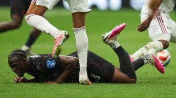 الاتحاد الكندي يعلن انتهاء رحلة إسماعيل كونيه في كأس العالم 2026
                                                
                                                
                                                    20/06/2026 06:02 ص
                                                
                                                
                                                    أعلن الاتحاد الكندي لكرة القدم انتهاء مشاركة لاعب الوسط إسماعيل كونيه في منافسات كأس العالم 2026، بعد تعرضه لإصابة قوية خلال مواجهة منتخب قطر ضمن الجولة الثانية من دور المجموعات، وهي الإصابة التي ستبع