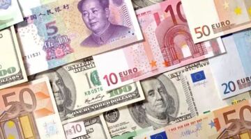 الدولار في مقدمتها.. كيف يتغير سعر صرف العملات الرئيسية بالأسواق العالمية؟