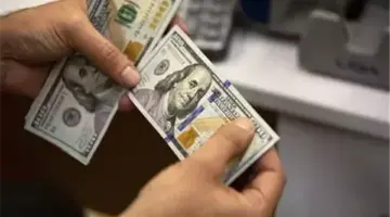 الدولار يقترب من 52 جنيهًا في أكبر البنوك المصرية