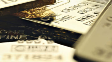 الذهب يستقر مع ترقب تفاصيل الاتفاق الأميركي الإيراني